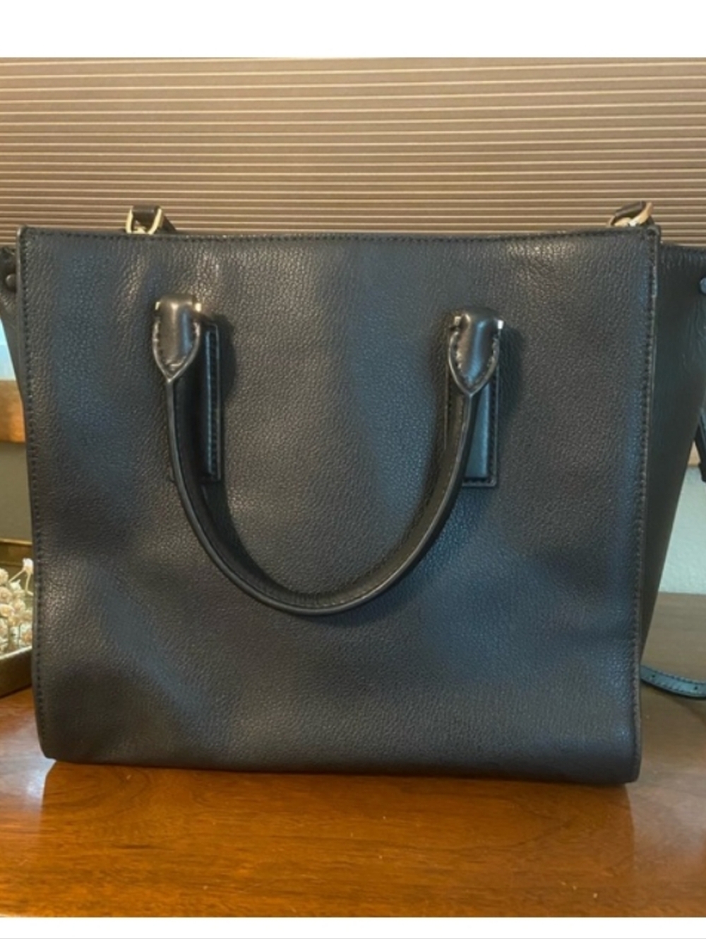 NWT💕Michael Kors Alessa 2019 Black Pebble Leather Satchel with Shoulder Strap - Picture 2 of 12